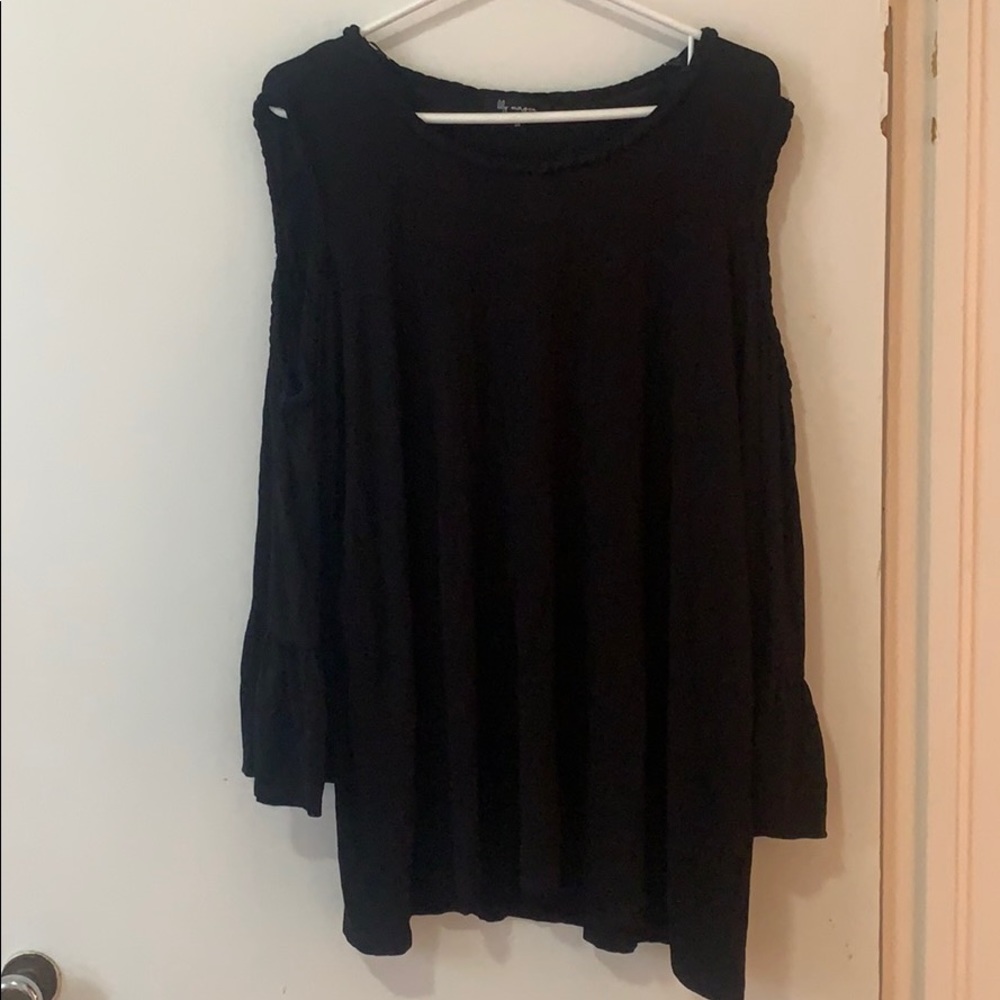 Open shoulder and bell sleeves top